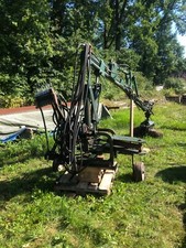 Langholz- LADEKRAN und -Anhänger für Traktor