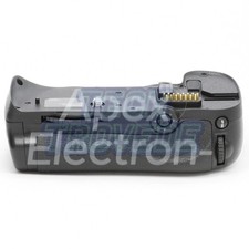 MB-D10 Vertical Battery Grip