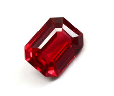 Zertifizierter Smaragdschliff 8-10 Karat Dunkelblutroter Rubin Ausgezeichnete...