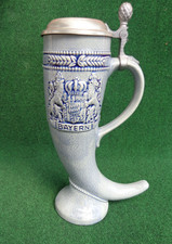 Weizenbierkrug in Hornform mit