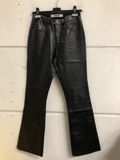 Mavi Damen Kunstleder Hose 136 Mid-Rise, Flare Schwarz W27 L30