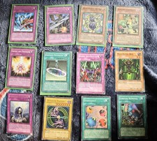 Yu-Gi-Oh! Karten-Set – Holo