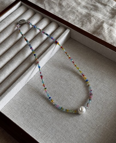 Bunte perlenkette mit - bunte,