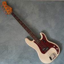 Fender Made in Japan Hama