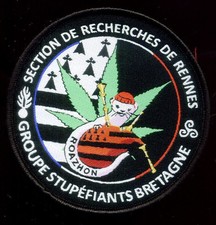 GENDARMERIE / RENTIERFORSCHUNGSABTEILUNG - BRETAGNE - STOFF