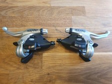 Shimano Deore STI ST-M510 3 x 9 fach Schalthebel Bremshebel Set Silber
