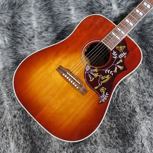 Gibson hummingbird standard - gibson,