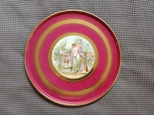 antiker Zierteller, Porzellan, Gold,  mit romantischem Motiv (1890-1910), 30cm