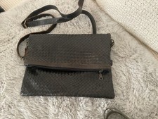 Umhängetasche ?Damen ~ Leder ~ Flecht Leder ~ Braun ~  Mittelgroß ~ 28 x 21 cm 