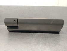 A2026890891 HANDSCHUHFACH /