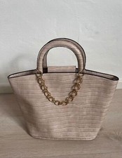 Handtasche