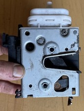 TÜRSCHLOSS LINKS VORNE Org. Audi A4 B5 8D1837015A Schloss Fahrertür