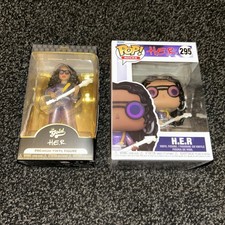 Funko Premium Vinyl Gold 5"