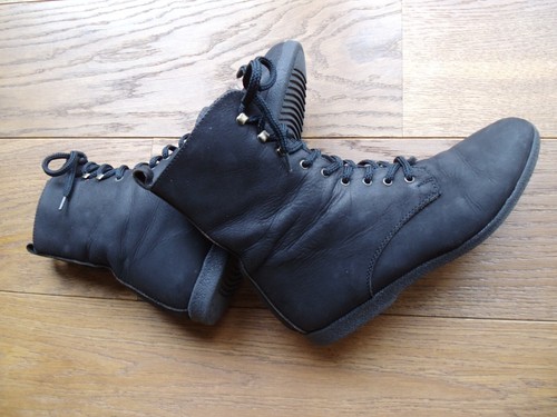 Ital.Schnürstiefel