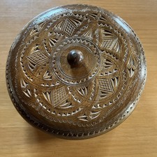 Holzschale mit Deckel Holz Schnitzerei Verzierung für Konfekt Schmuck uvm.