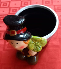 Blumen Übertopf, mit Schornsteinfeger, schwarz, Höhe 8 cm, gebraucht