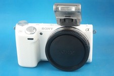 Sony Alpha NEX-5T 16.1MP