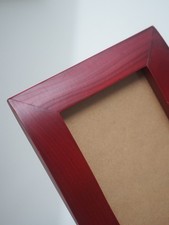 Bilderrahmen (R) Holz dunkelrot breites geschwungenes Profil Fotos 10 x 15 cm