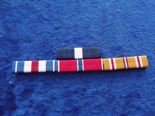 Ordensspange wwii 4 ribbons - ^,