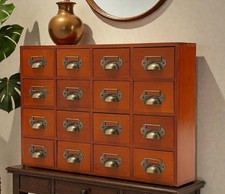 EXTRAVAGANTE Echt-Holz Kommode