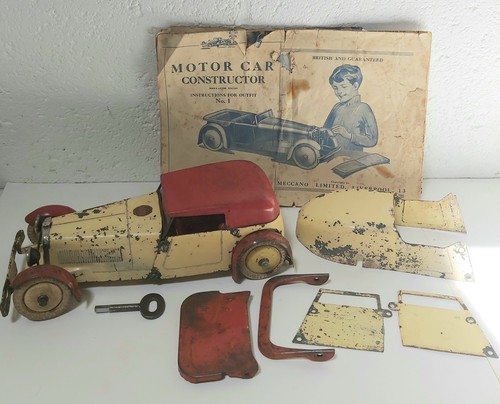 Meccano clockwork motor car - meccano,