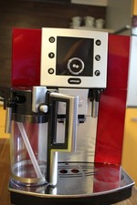 Kaffeevollautomat DeLonghi