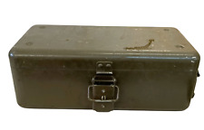 Vintage alte grüne Metall Munitionskiste Militär Lager Container Transportbox