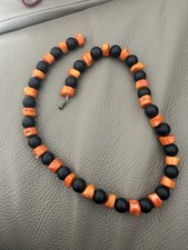Halskette Koralle und  Schwarze Lava bis 16.11.25
