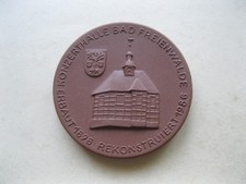 Porzellan Medaille KONZERTHALLE BAD FREIENWALDE ORGELBAU SAUER FRANKFURT (ODER)