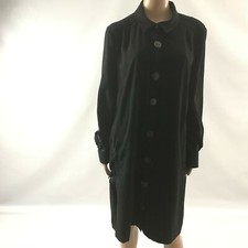 Steffen Schraut Womens Button