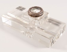 Tintenfassaus Glas mit