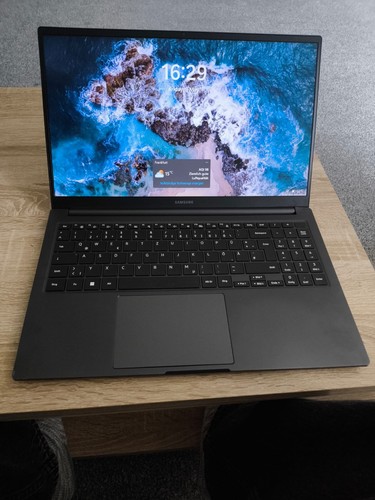 Samsung galaxy book - galaxy,