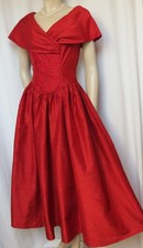 Laura Ashley Kleid 40 42 rot