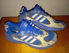 gay le Adidas CUSHION blau 44