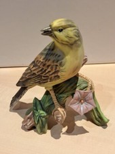 Porzellan Vogel aus der Porzellanmanufaktur Goebel "Goldammer" Vogel des Jahres