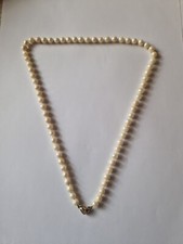 Perlenkette mit kastenschloss - perlenkette,