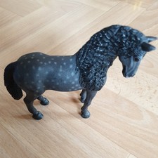 Schleich Pferd Schwarz mit