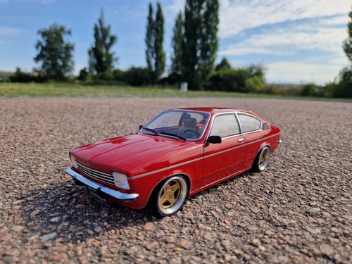 Opel kadett c coupe - 1:18,