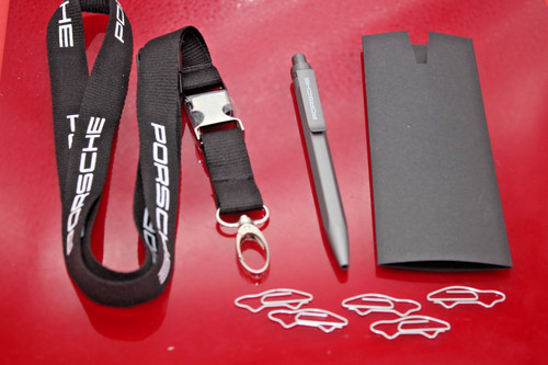 Porsche accessoires set - porsche, vip