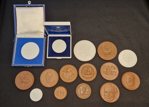 Porzellan medaillen sammlung - porzellan,