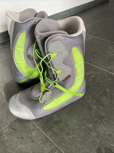 Burton snowboard boots - burton,