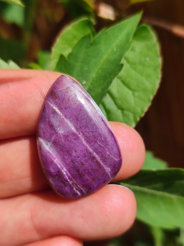 Sugilith cabochon 100 - sugilith,