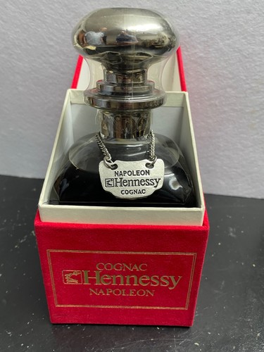 Hennessy napoleon silver top - hennessy,