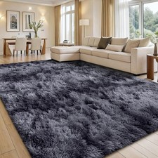 Flauschiger Hochflor-Teppich