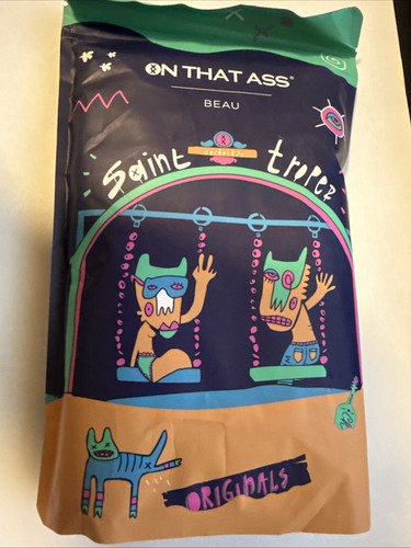 That ass boxershorts - on,