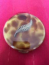 Alte Schildpatt Dose mit Zierauflage