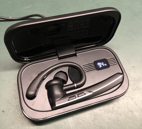 Bluetooth headset - bluetooth, headset,