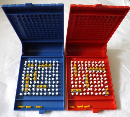 Steckspiele blau rot - mb,