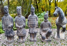 Terrakotta Figur Armee Krieger 5er Set aus Xian in China - alt - rare Pferd Form