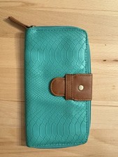 Großer Geldbeutel Lederoptik Grün